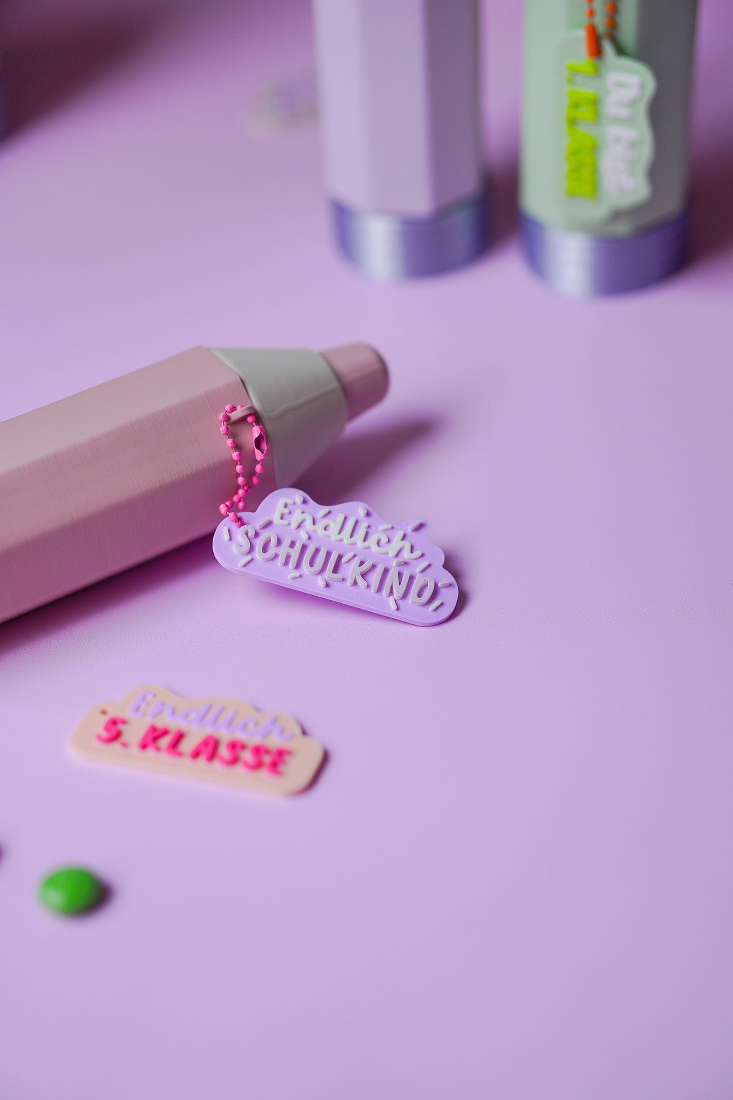 Stift TOVI Geschenk Einschulung für Smarties & Geldgeschenke | STL & 3MF Datei | Wiederverwendbares Geheimversteck