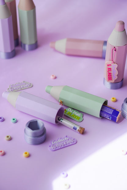 Stift TOVI Geschenk Einschulung für Smarties & Geldgeschenke | STL & 3MF Datei | Wiederverwendbares Geheimversteck