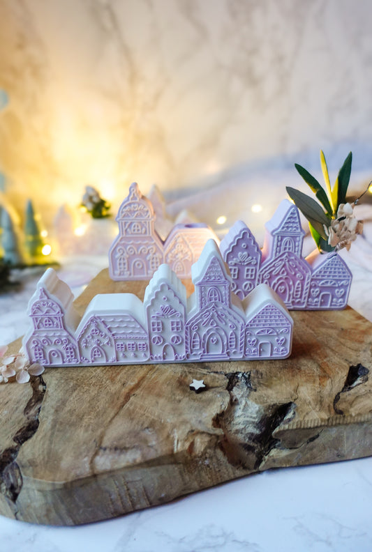 Glowvillage – Winterdorf 3D-Druckdatei | Dekoelement mit Aussparung für Trockenblumen (STL & 3MF)