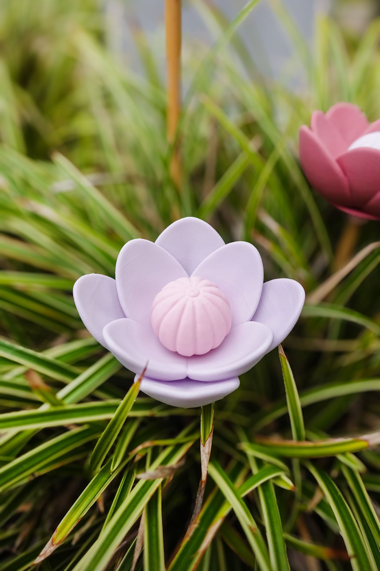 Minimalistische Blumenstecker STL Datei – 3D Druck Blume für Garten, Vogeltränke & Deko