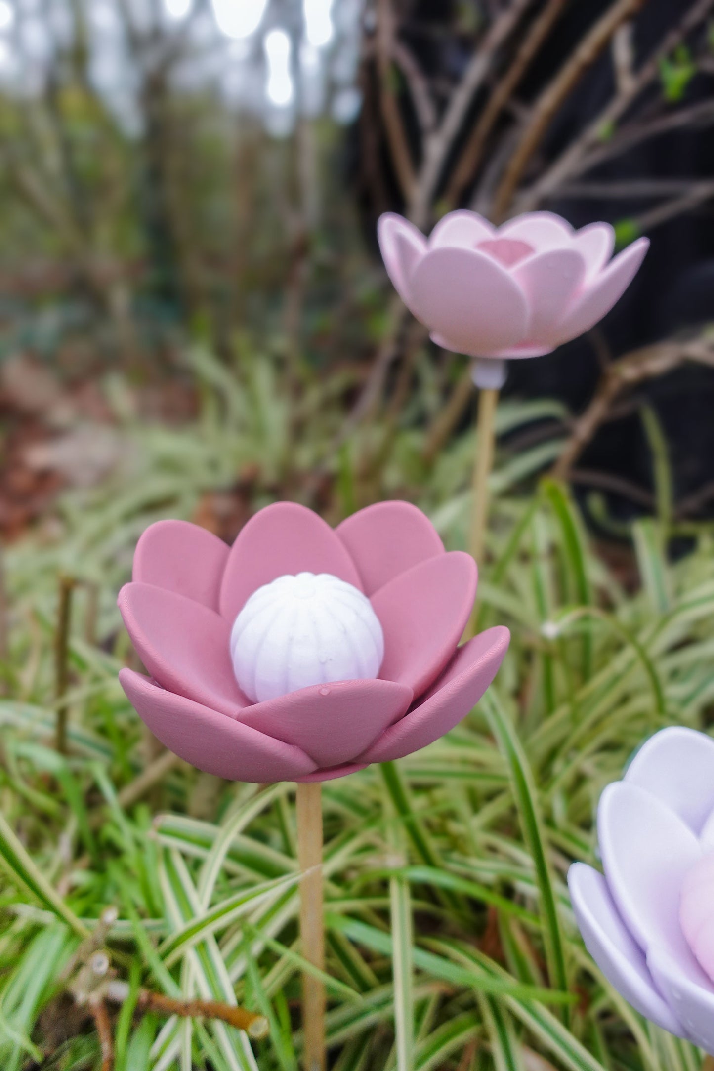 Minimalistische Blumenstecker STL Datei – 3D Druck Blume für Garten, Vogeltränke & Deko